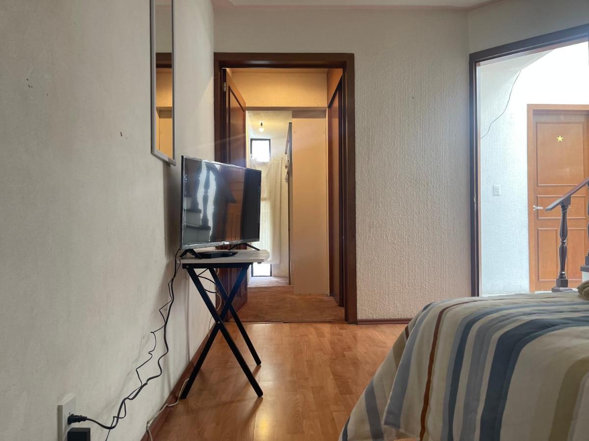 Comoda Habitacion A 10 Min Del Centro Historico De 克雷塔罗 外观 照片