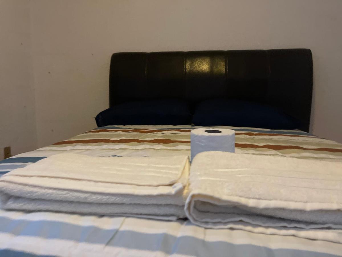 Comoda Habitacion A 10 Min Del Centro Historico De 克雷塔罗 外观 照片
